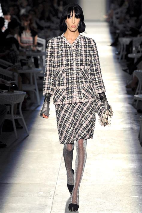 Chanel fashion designer fall 2012